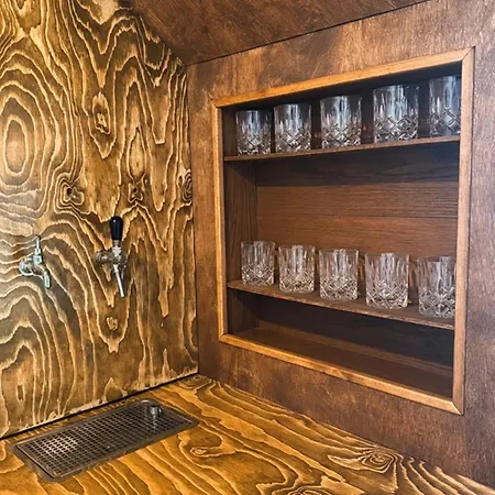 Unique In Telliskivi Creative With Private Sauna & Golf Simulator * تالين